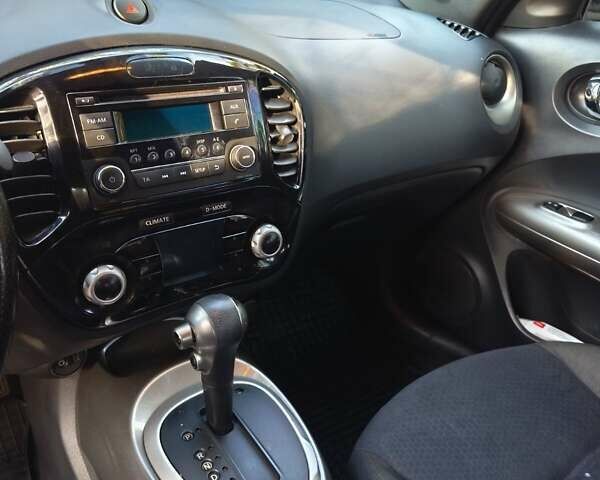 Белый Ниссан Жук, объемом двигателя 1.6 л и пробегом 170 тыс. км за 8900 $, фото 10 на Automoto.ua