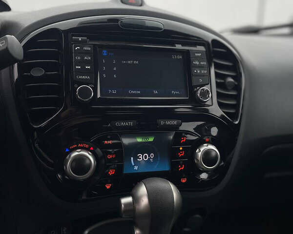 Белый Ниссан Жук, объемом двигателя 1.6 л и пробегом 120 тыс. км за 10600 $, фото 8 на Automoto.ua