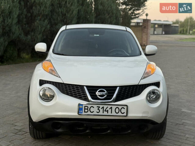Белый Ниссан Жук, объемом двигателя 1.6 л и пробегом 137 тыс. км за 9600 $, фото 6 на Automoto.ua