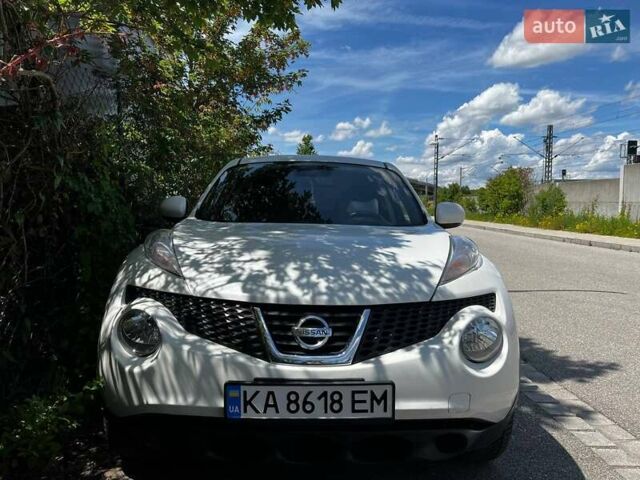 Белый Ниссан Жук, объемом двигателя 1.6 л и пробегом 170 тыс. км за 11000 $, фото 1 на Automoto.ua