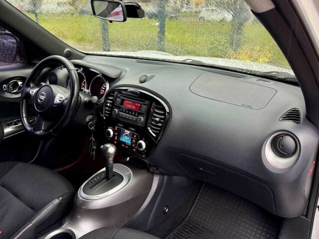 Белый Ниссан Жук, объемом двигателя 1.6 л и пробегом 175 тыс. км за 9500 $, фото 10 на Automoto.ua