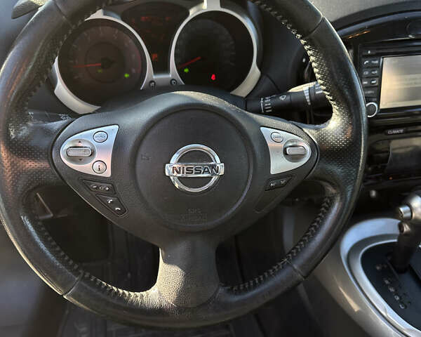 Белый Ниссан Жук, объемом двигателя 1.6 л и пробегом 190 тыс. км за 8500 $, фото 15 на Automoto.ua