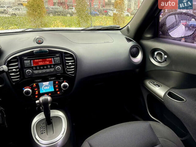 Белый Ниссан Жук, объемом двигателя 1.6 л и пробегом 175 тыс. км за 9500 $, фото 30 на Automoto.ua