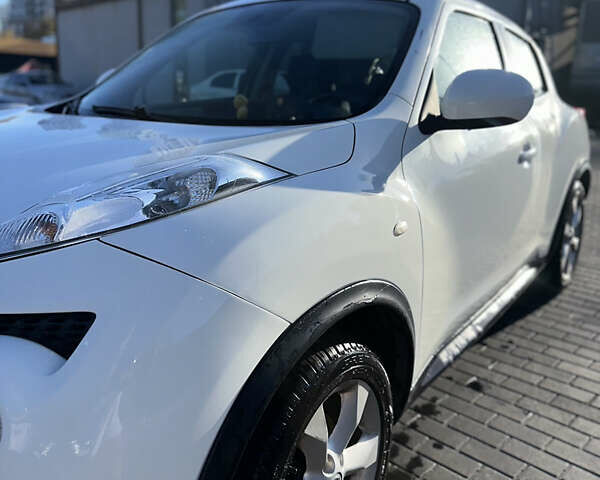 Ниссан Жук 2013 в Днепре (Днепропетровске) на Automoto.ua Белый Ниссан Жук, объемом двигателя 1.6 л и пробегом 212 тыс. км за 9000 $, фото 2 на Automoto.ua