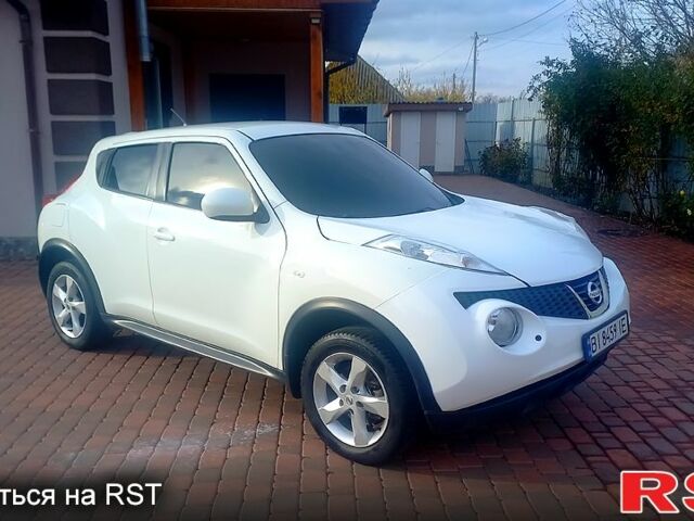 Белый Ниссан Жук, объемом двигателя 1.6 л и пробегом 135 тыс. км за 8150 $, фото 3 на Automoto.ua
