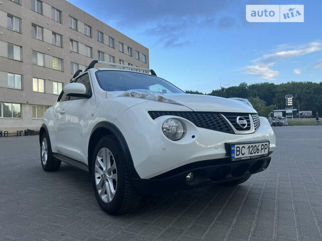 Белый Ниссан Жук, объемом двигателя 1.6 л и пробегом 85 тыс. км за 11900 $, фото 9 на Automoto.ua