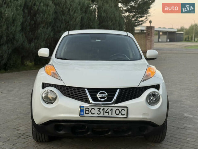 Белый Ниссан Жук, объемом двигателя 1.6 л и пробегом 137 тыс. км за 9600 $, фото 2 на Automoto.ua
