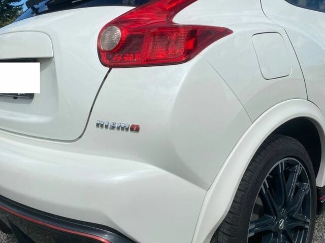 Белый Ниссан Жук, объемом двигателя 1.6 л и пробегом 150 тыс. км за 10900 $, фото 13 на Automoto.ua