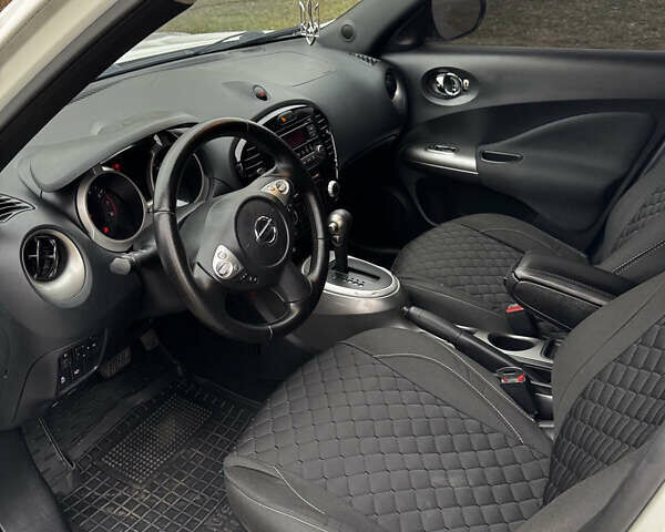 Белый Ниссан Жук, объемом двигателя 1.6 л и пробегом 92 тыс. км за 12999 $, фото 6 на Automoto.ua