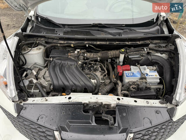 Белый Ниссан Жук, объемом двигателя 1.6 л и пробегом 106 тыс. км за 10400 $, фото 12 на Automoto.ua