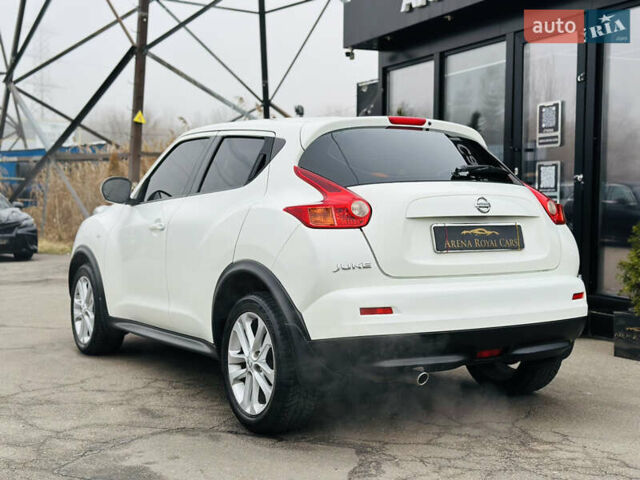 Белый Ниссан Жук, объемом двигателя 1.57 л и пробегом 106 тыс. км за 11500 $, фото 11 на Automoto.ua