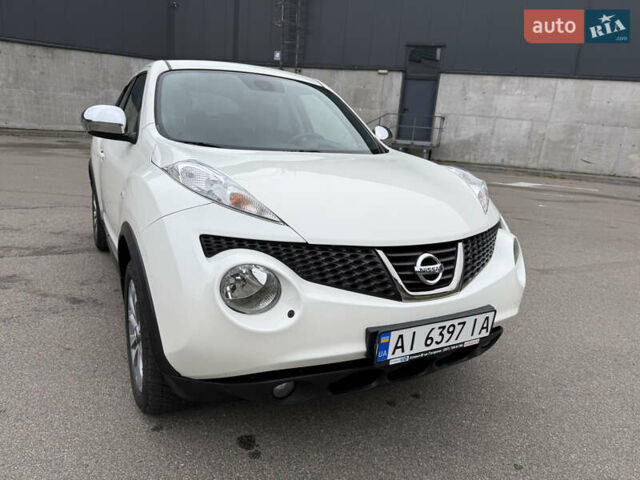 Белый Ниссан Жук, объемом двигателя 1.6 л и пробегом 64 тыс. км за 12700 $, фото 13 на Automoto.ua