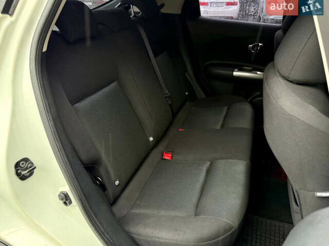 Белый Ниссан Жук, объемом двигателя 1.6 л и пробегом 175 тыс. км за 9500 $, фото 31 на Automoto.ua