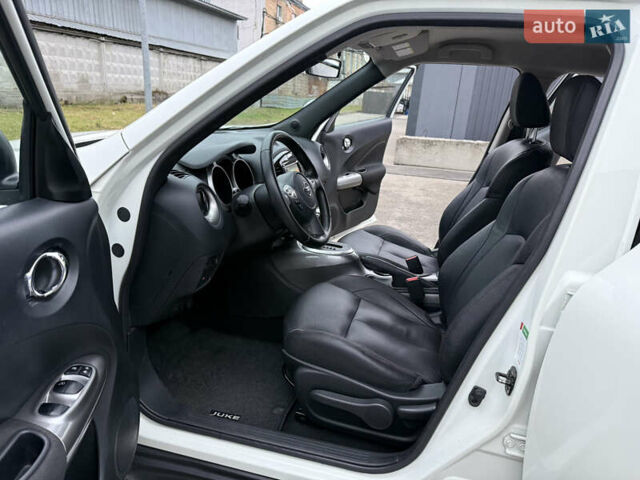 Белый Ниссан Жук, объемом двигателя 1.6 л и пробегом 64 тыс. км за 12700 $, фото 19 на Automoto.ua