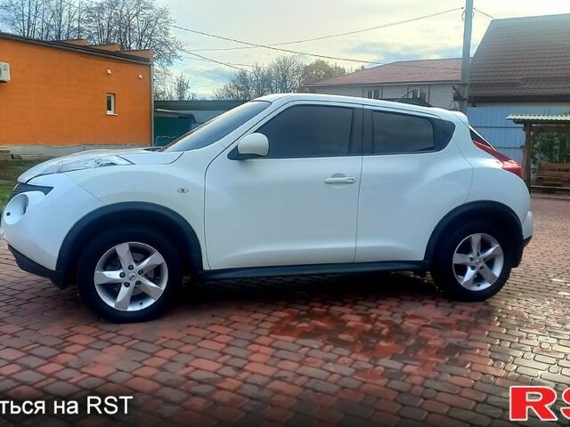 Белый Ниссан Жук, объемом двигателя 1.6 л и пробегом 135 тыс. км за 8150 $, фото 1 на Automoto.ua