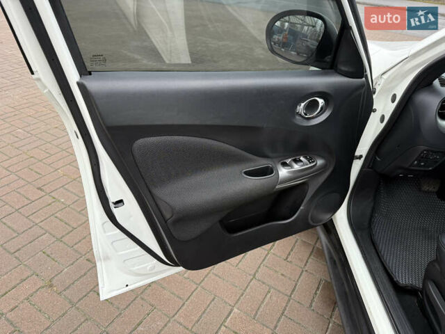 Белый Ниссан Жук, объемом двигателя 1.6 л и пробегом 106 тыс. км за 10400 $, фото 25 на Automoto.ua