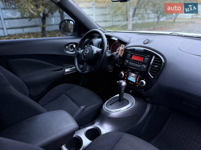 Белый Ниссан Жук, объемом двигателя 1.6 л и пробегом 133 тыс. км за 9800 $, фото 10 на Automoto.ua