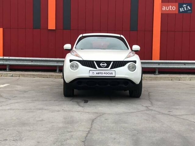 Белый Ниссан Жук, объемом двигателя 1.62 л и пробегом 336 тыс. км за 8490 $, фото 2 на Automoto.ua
