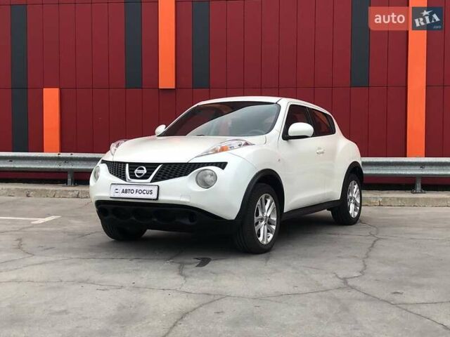 Белый Ниссан Жук, объемом двигателя 1.62 л и пробегом 336 тыс. км за 8490 $, фото 3 на Automoto.ua