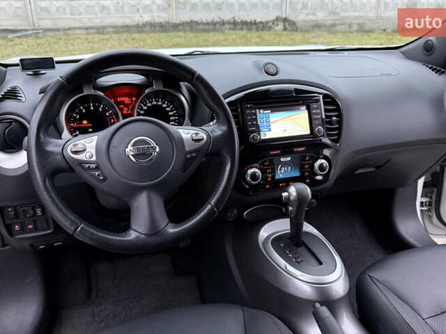 Белый Ниссан Жук, объемом двигателя 1.6 л и пробегом 64 тыс. км за 12700 $, фото 21 на Automoto.ua