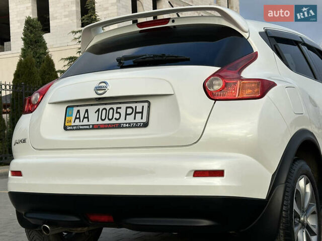 Белый Ниссан Жук, объемом двигателя 1.6 л и пробегом 86 тыс. км за 12700 $, фото 33 на Automoto.ua