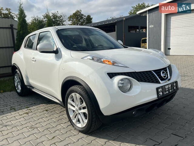 Белый Ниссан Жук, объемом двигателя 1.6 л и пробегом 123 тыс. км за 9390 $, фото 4 на Automoto.ua