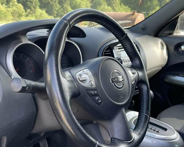 Белый Ниссан Жук, объемом двигателя 1.6 л и пробегом 116 тыс. км за 10500 $, фото 12 на Automoto.ua