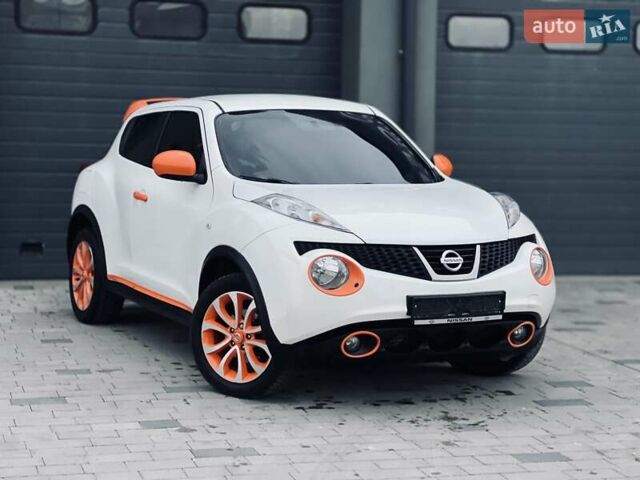 Белый Ниссан Жук, объемом двигателя 1.6 л и пробегом 107 тыс. км за 8999 $, фото 1 на Automoto.ua