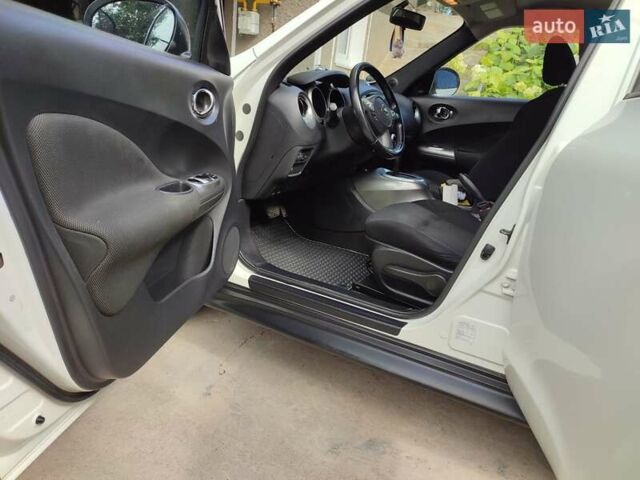 Белый Ниссан Жук, объемом двигателя 1.6 л и пробегом 158 тыс. км за 12300 $, фото 24 на Automoto.ua