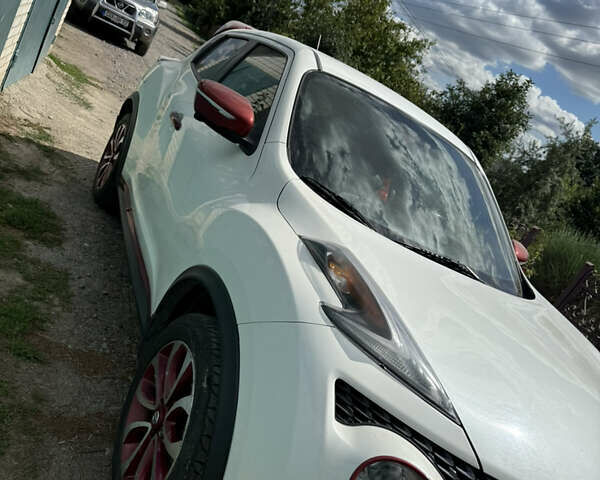 Белый Ниссан Жук, объемом двигателя 1.62 л и пробегом 156 тыс. км за 14300 $, фото 6 на Automoto.ua