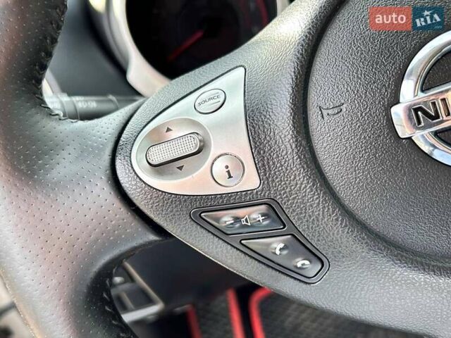 Белый Ниссан Жук, объемом двигателя 1.6 л и пробегом 152 тыс. км за 10200 $, фото 17 на Automoto.ua