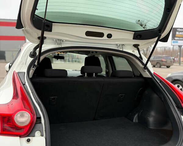 Білий Ніссан Жук, об'ємом двигуна 1.6 л та пробігом 130 тис. км за 10500 $, фото 30 на Automoto.ua