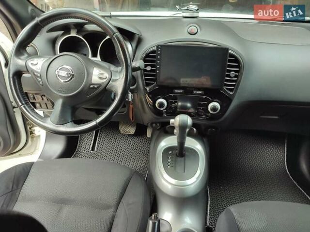 Белый Ниссан Жук, объемом двигателя 1.6 л и пробегом 158 тыс. км за 12300 $, фото 32 на Automoto.ua