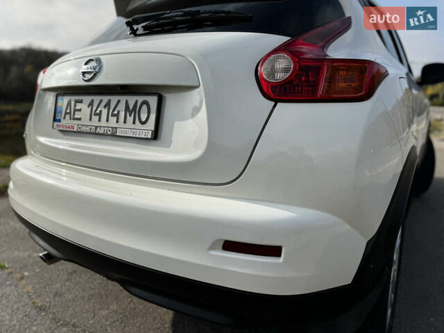 Белый Ниссан Жук, объемом двигателя 1.6 л и пробегом 60 тыс. км за 12999 $, фото 10 на Automoto.ua