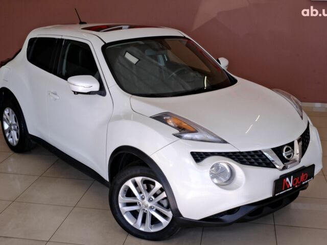 Белый Ниссан Жук, объемом двигателя 1.6 л и пробегом 117 тыс. км за 10900 $, фото 3 на Automoto.ua