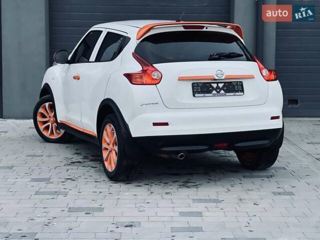 Белый Ниссан Жук, объемом двигателя 1.6 л и пробегом 107 тыс. км за 8999 $, фото 8 на Automoto.ua