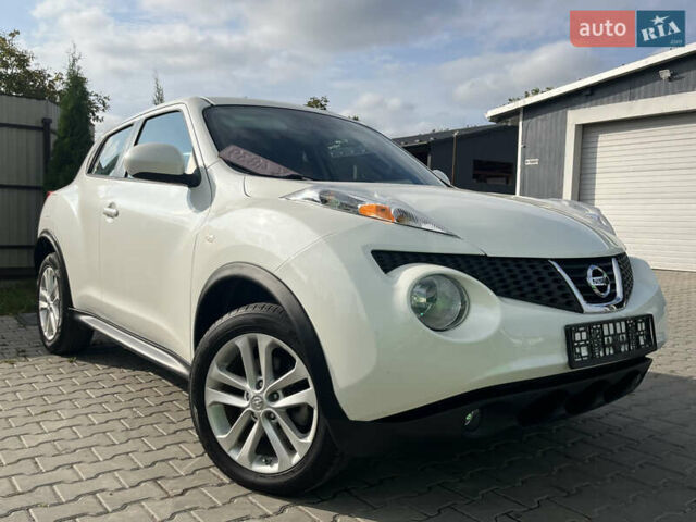 Белый Ниссан Жук, объемом двигателя 1.6 л и пробегом 123 тыс. км за 9390 $, фото 10 на Automoto.ua