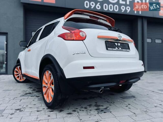 Белый Ниссан Жук, объемом двигателя 1.6 л и пробегом 107 тыс. км за 8999 $, фото 9 на Automoto.ua