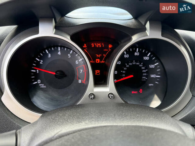 Белый Ниссан Жук, объемом двигателя 1.62 л и пробегом 156 тыс. км за 14300 $, фото 3 на Automoto.ua