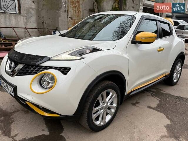 Белый Ниссан Жук, объемом двигателя 1.6 л и пробегом 106 тыс. км за 10700 $, фото 5 на Automoto.ua