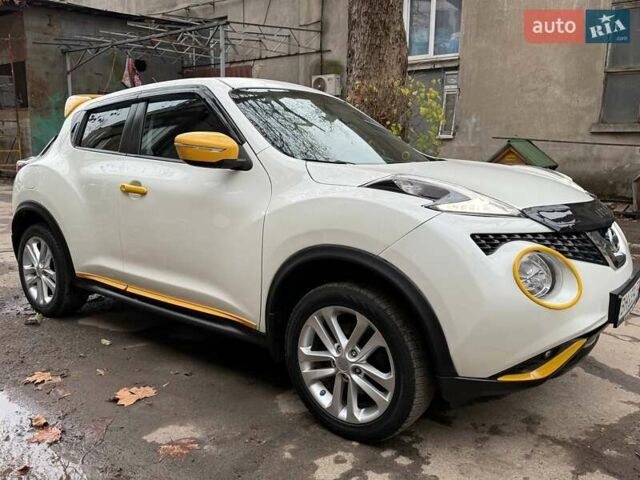 Белый Ниссан Жук, объемом двигателя 1.6 л и пробегом 106 тыс. км за 10700 $, фото 11 на Automoto.ua