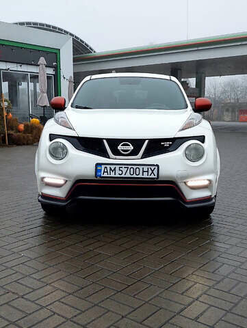 Белый Ниссан Жук, объемом двигателя 1.62 л и пробегом 180 тыс. км за 12500 $, фото 23 на Automoto.ua