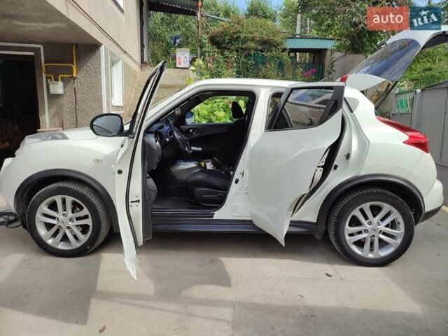 Белый Ниссан Жук, объемом двигателя 1.6 л и пробегом 158 тыс. км за 12300 $, фото 28 на Automoto.ua