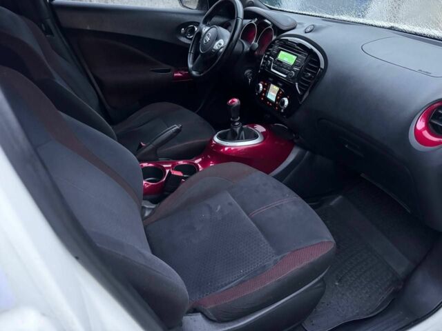 Білий Ніссан Жук, об'ємом двигуна 1.6 л та пробігом 118 тис. км за 7900 $, фото 5 на Automoto.ua