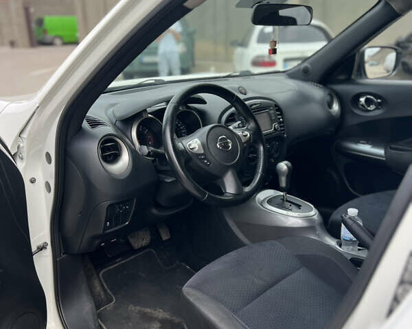 Білий Ніссан Жук, об'ємом двигуна 1.62 л та пробігом 140 тис. км за 9700 $, фото 8 на Automoto.ua