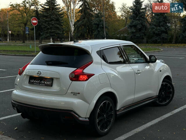 Белый Ниссан Жук, объемом двигателя 1.6 л и пробегом 113 тыс. км за 12699 $, фото 6 на Automoto.ua