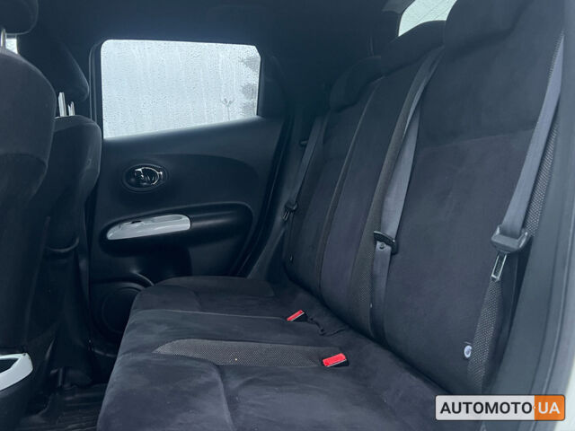 Белый Ниссан Жук, объемом двигателя 1.5 л и пробегом 172 тыс. км за 11500 $, фото 9 на Automoto.ua