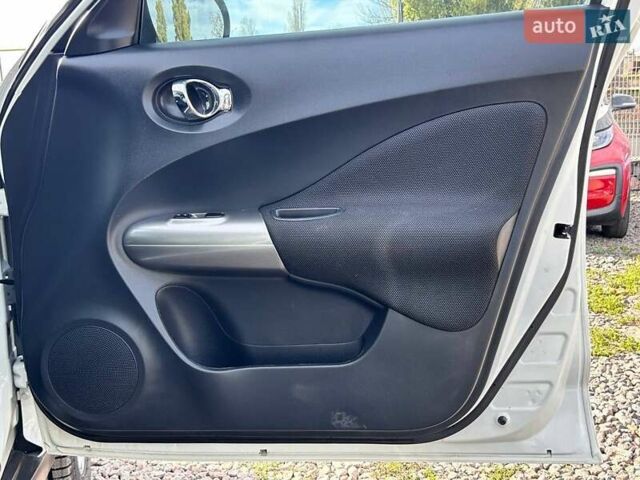 Белый Ниссан Жук, объемом двигателя 1.6 л и пробегом 152 тыс. км за 10200 $, фото 32 на Automoto.ua