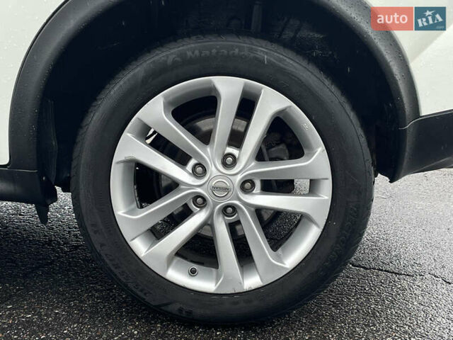 Білий Ніссан Жук, об'ємом двигуна 1.6 л та пробігом 121 тис. км за 10600 $, фото 6 на Automoto.ua