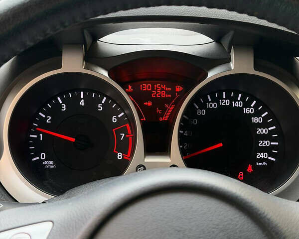 Белый Ниссан Жук, объемом двигателя 1.6 л и пробегом 130 тыс. км за 11600 $, фото 20 на Automoto.ua